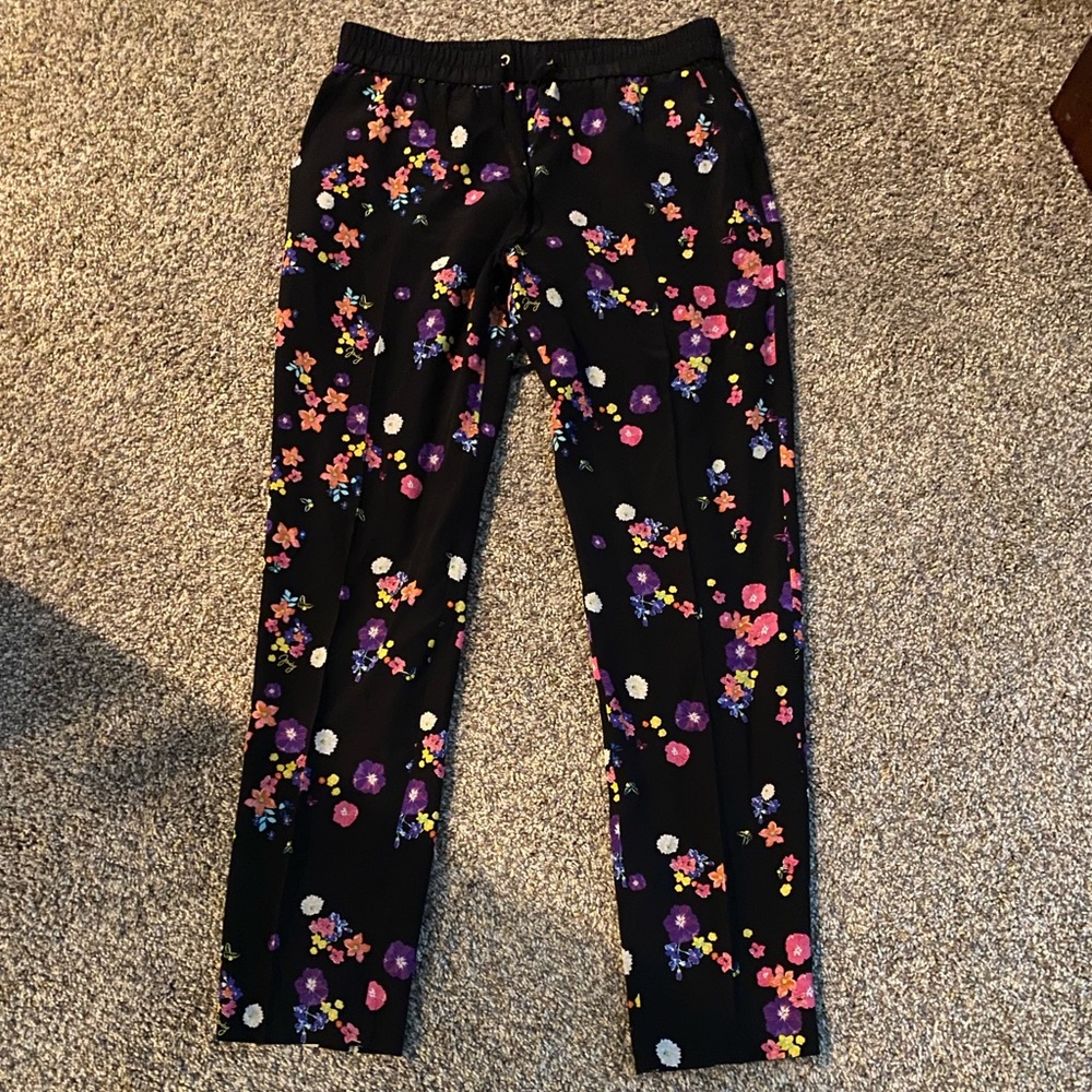 Nwot Juicy Couture silky floral joggers medium